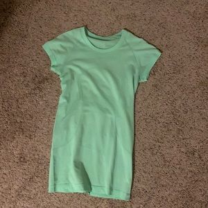Lululemon short sleeve